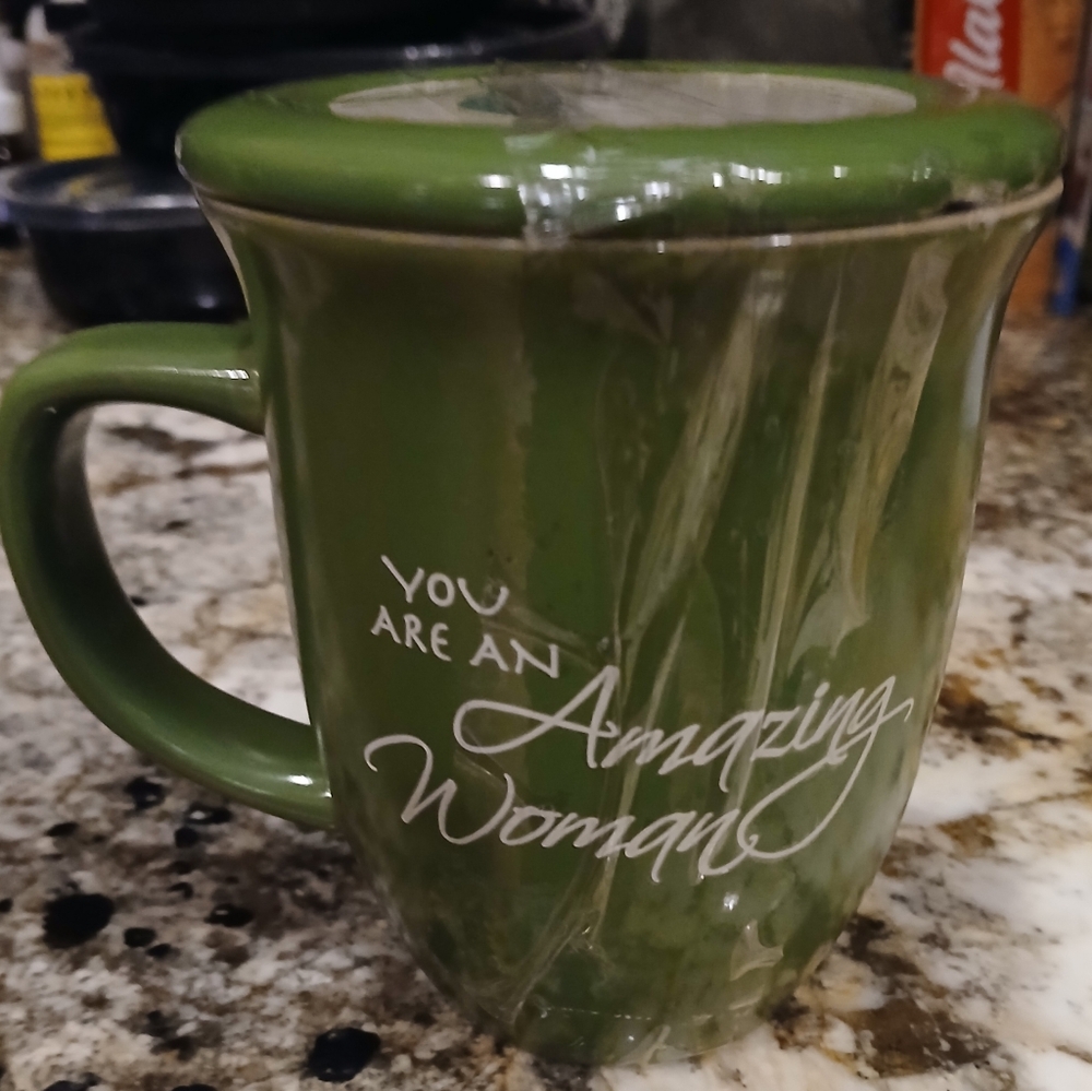 Abbey Gift Amazing Woman Ceramic Mug & Coaster/Lid Set Olive Green NEW NWT - Picture 9 of 10